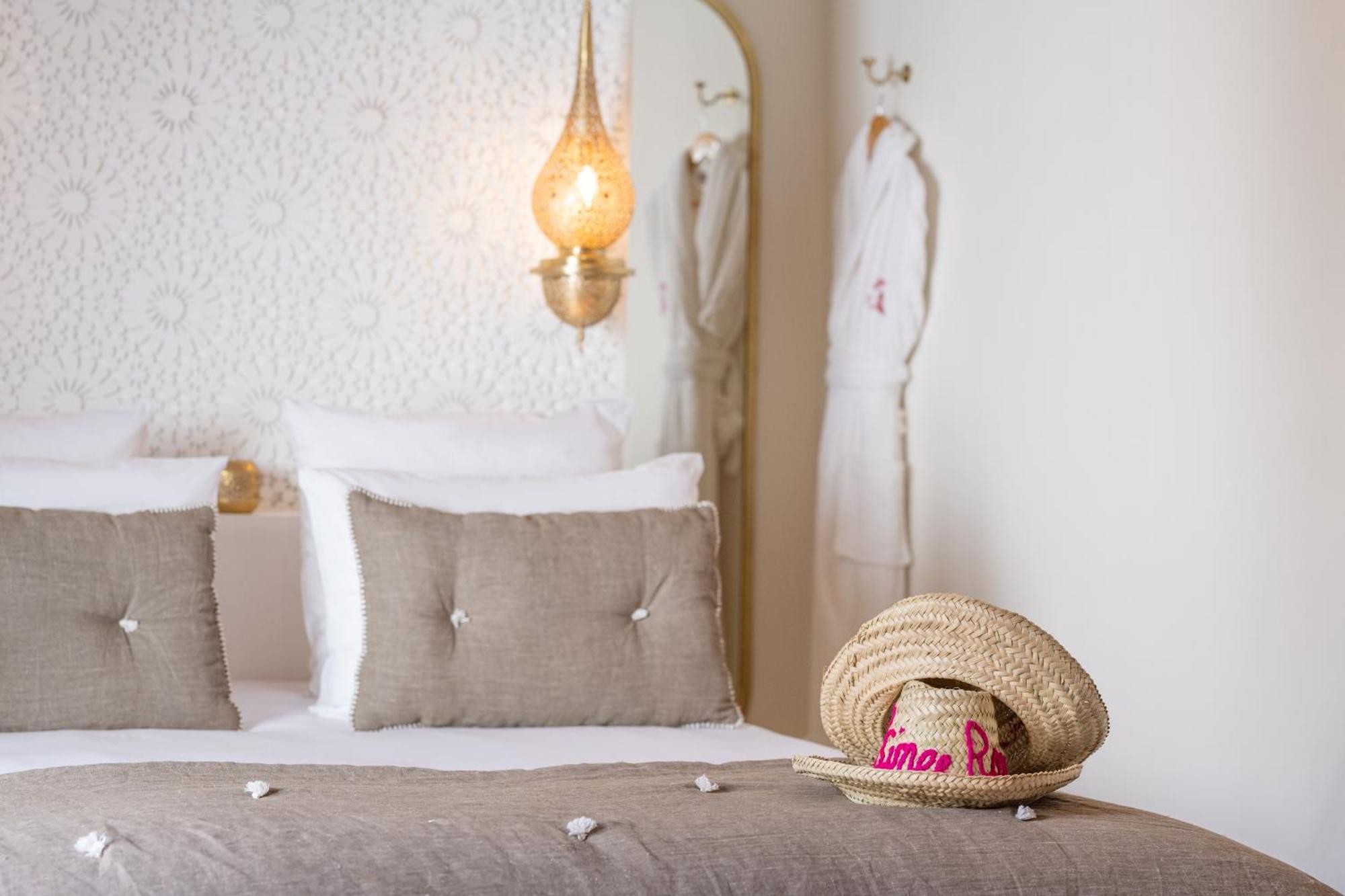 Le Singe Rose Hotel มาร์ราเกช ภายนอก รูปภาพ