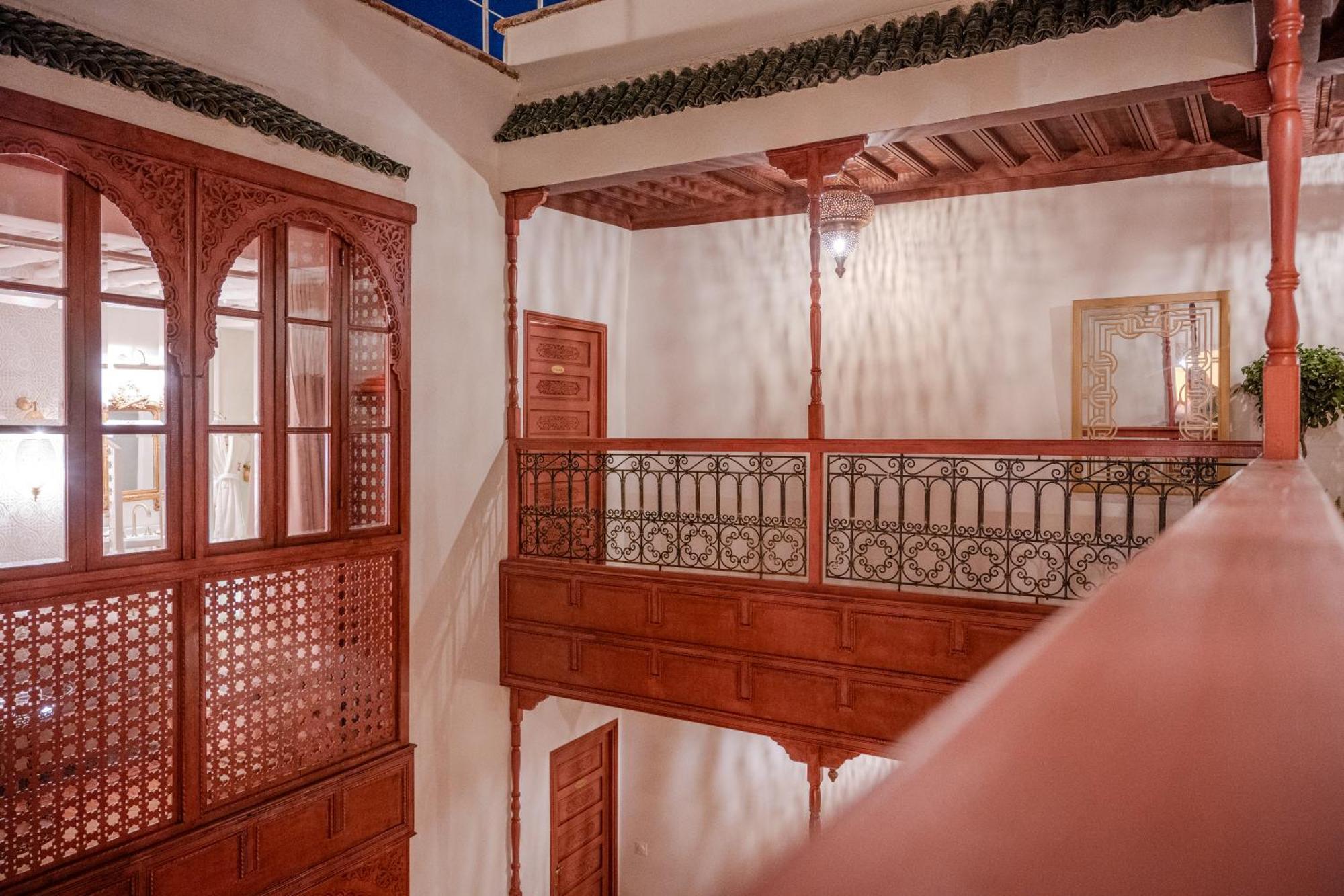 Le Singe Rose Hotel มาร์ราเกช ภายนอก รูปภาพ